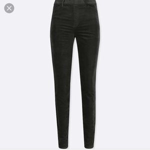 UNIQLO green velvet legging pants
